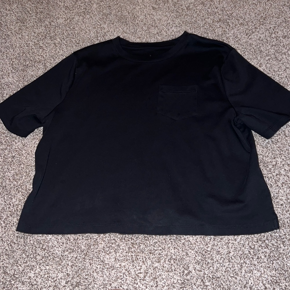 Black Tshirt